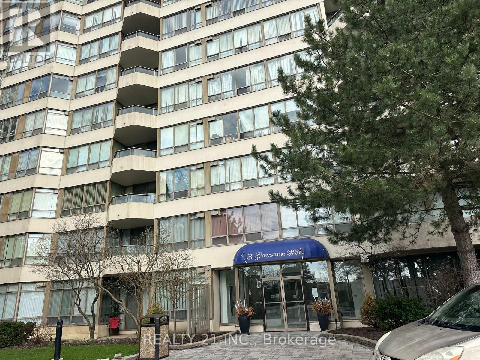#821 3 GREYSTONE WALK DRIVE - 24