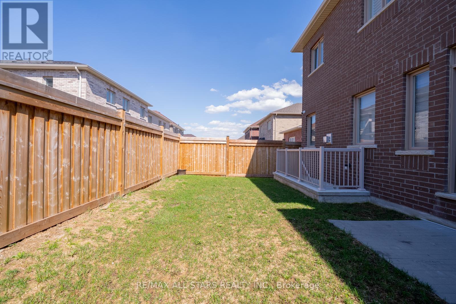 170 FALLHARVEST WAY - 45