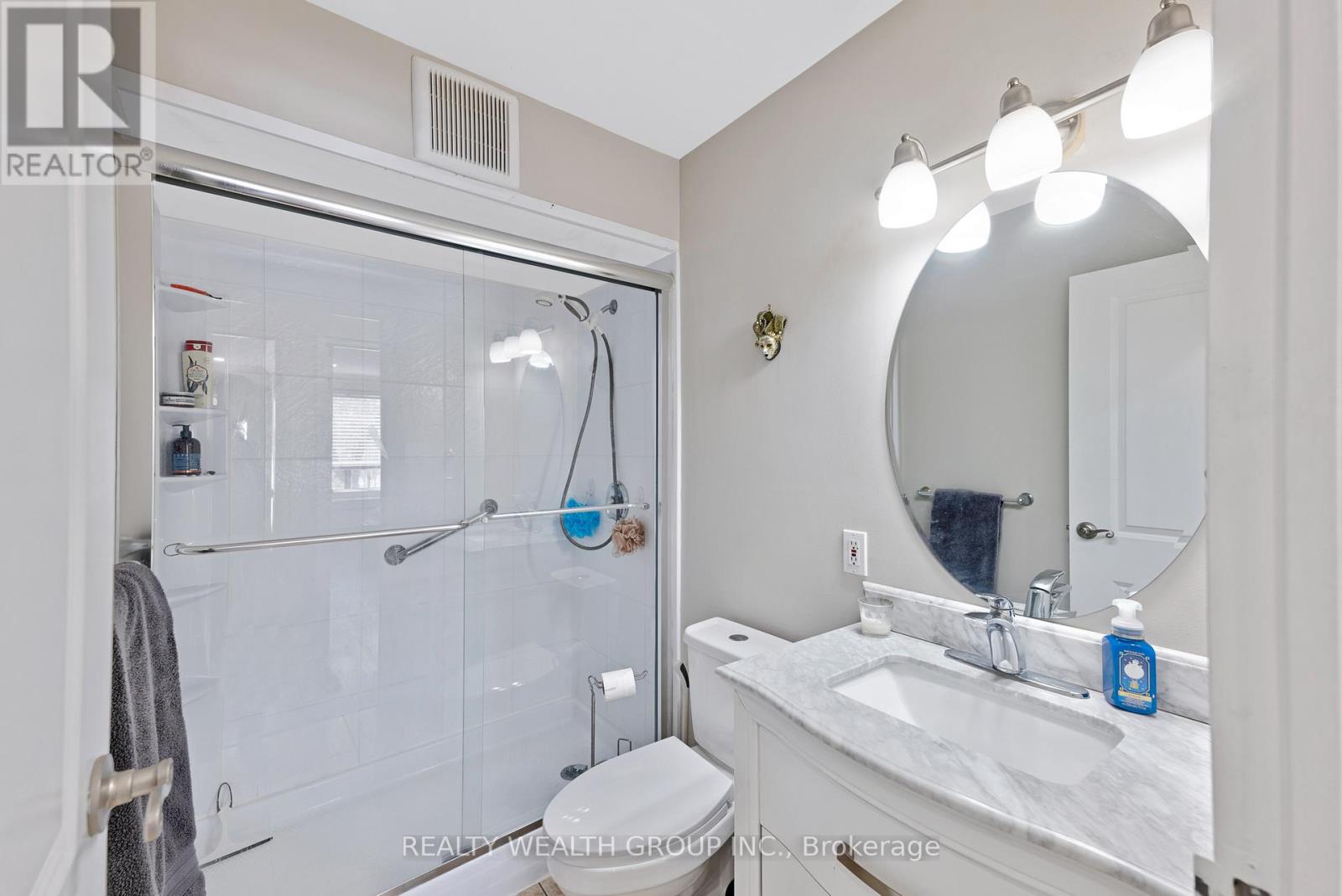 #221 155 MAIN STREET N - 16
