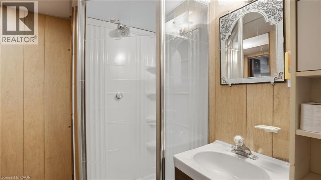 7 VANDERWOOD Court, Stoney Creek, Ontario, L8G2Y5 — Photo 30
