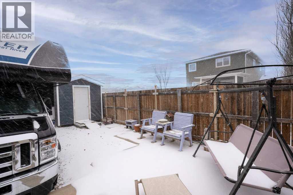 208 Westview Crescent W — photo 44