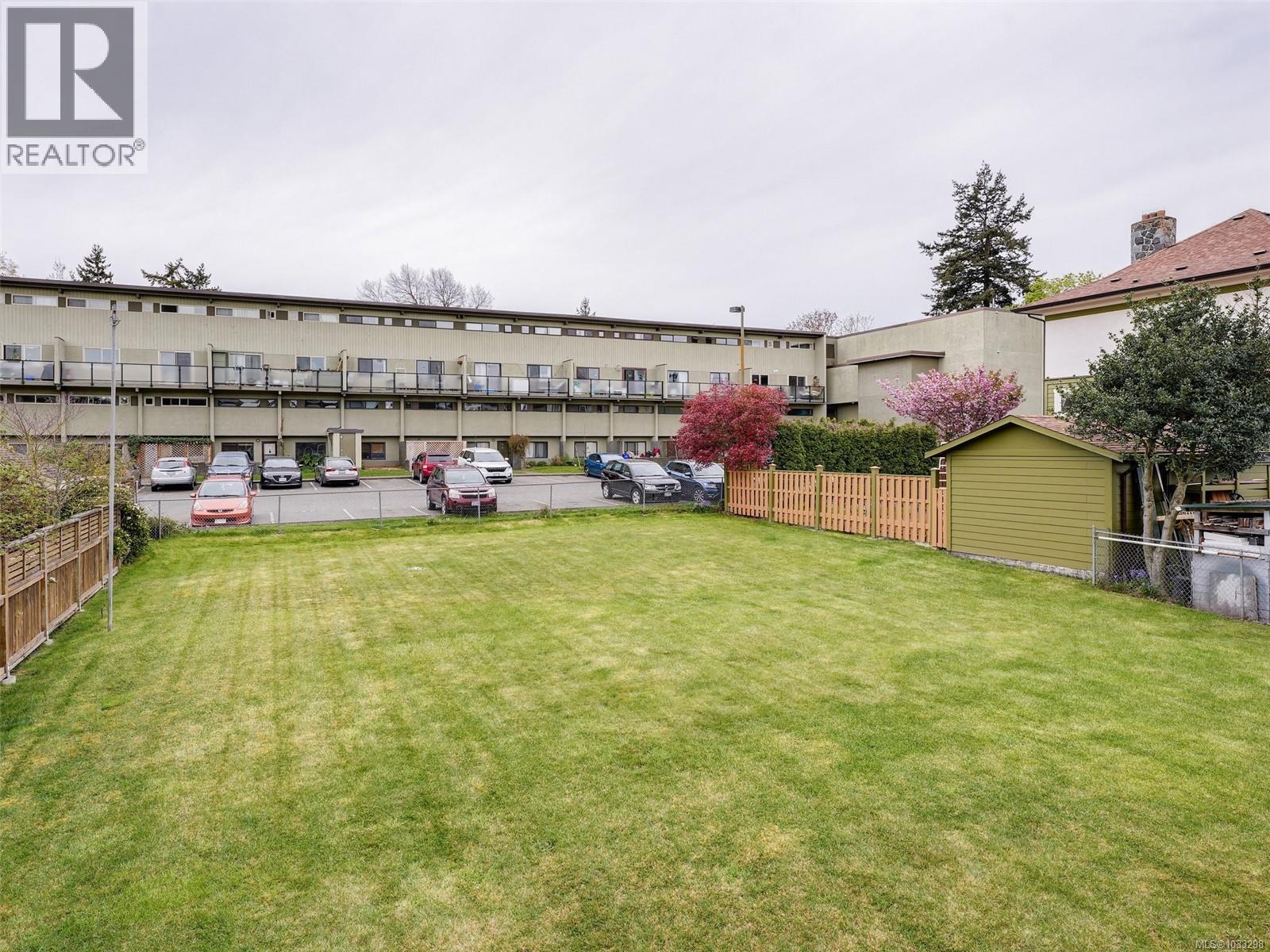  1041 Lyall Street, Esquimalt