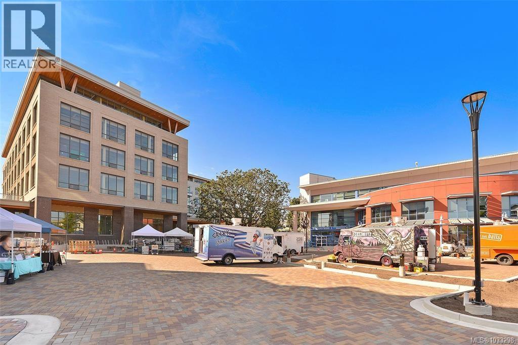  1041 Lyall Street, Esquimalt