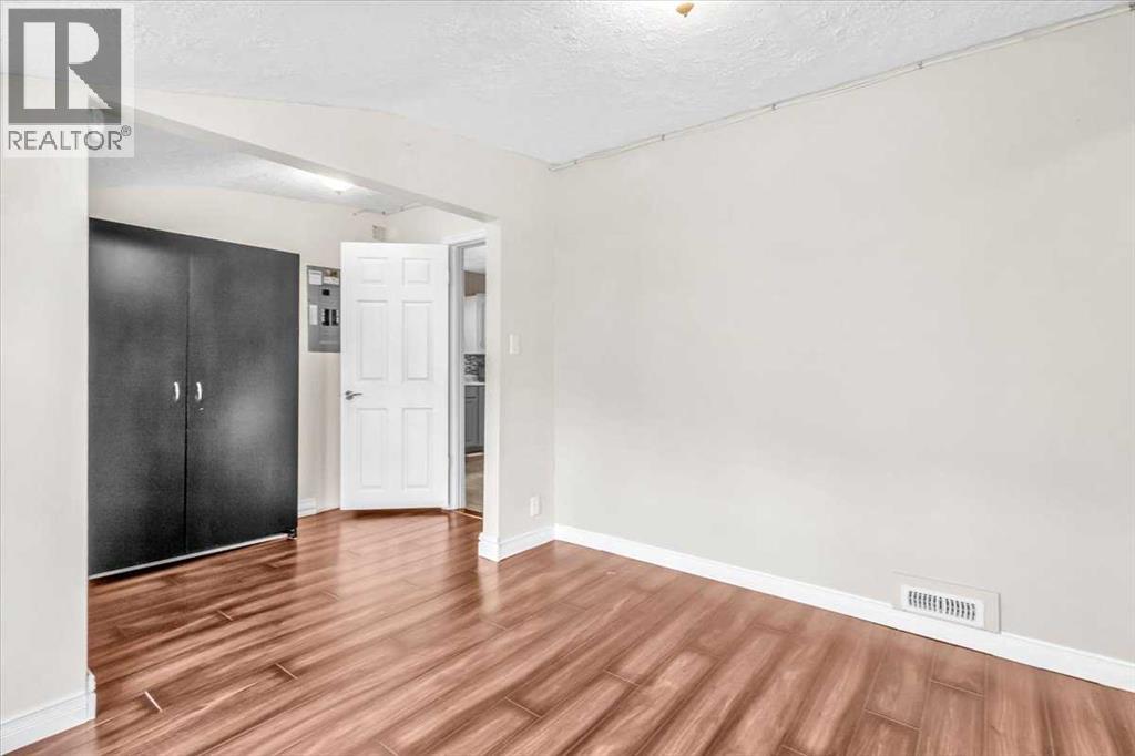 113 2nd Avenue East - Photo 13