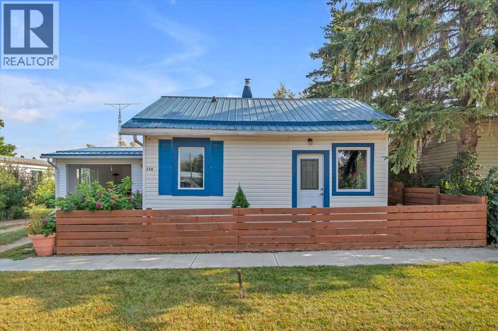 113 2nd Avenue E