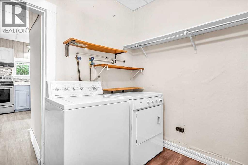 113 2nd Avenue East - Photo 20