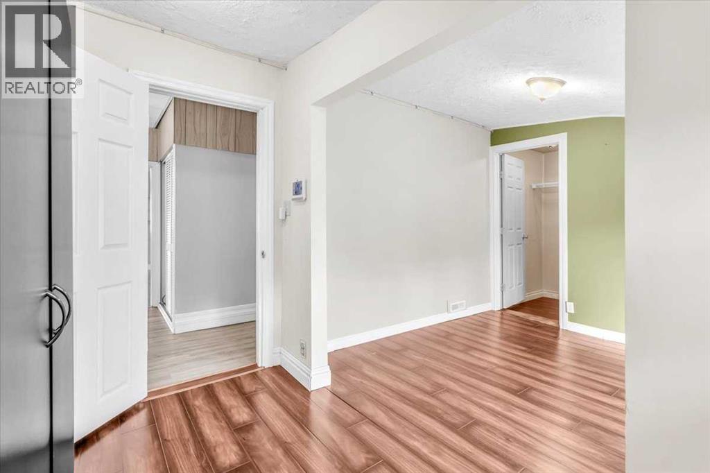 113 2nd Avenue East - Photo 14
