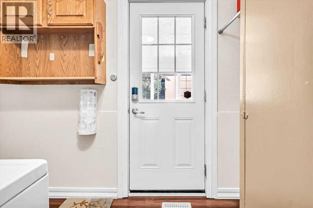 113 2nd Avenue East - Photo 22