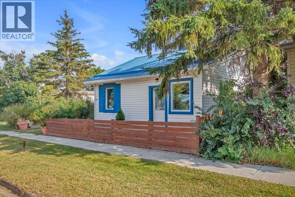 113 2nd Avenue East - Photo 32