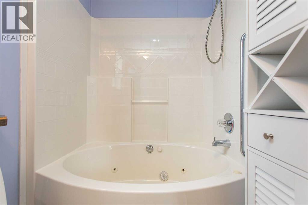 4905 Doncaster Avenue, Red Deer