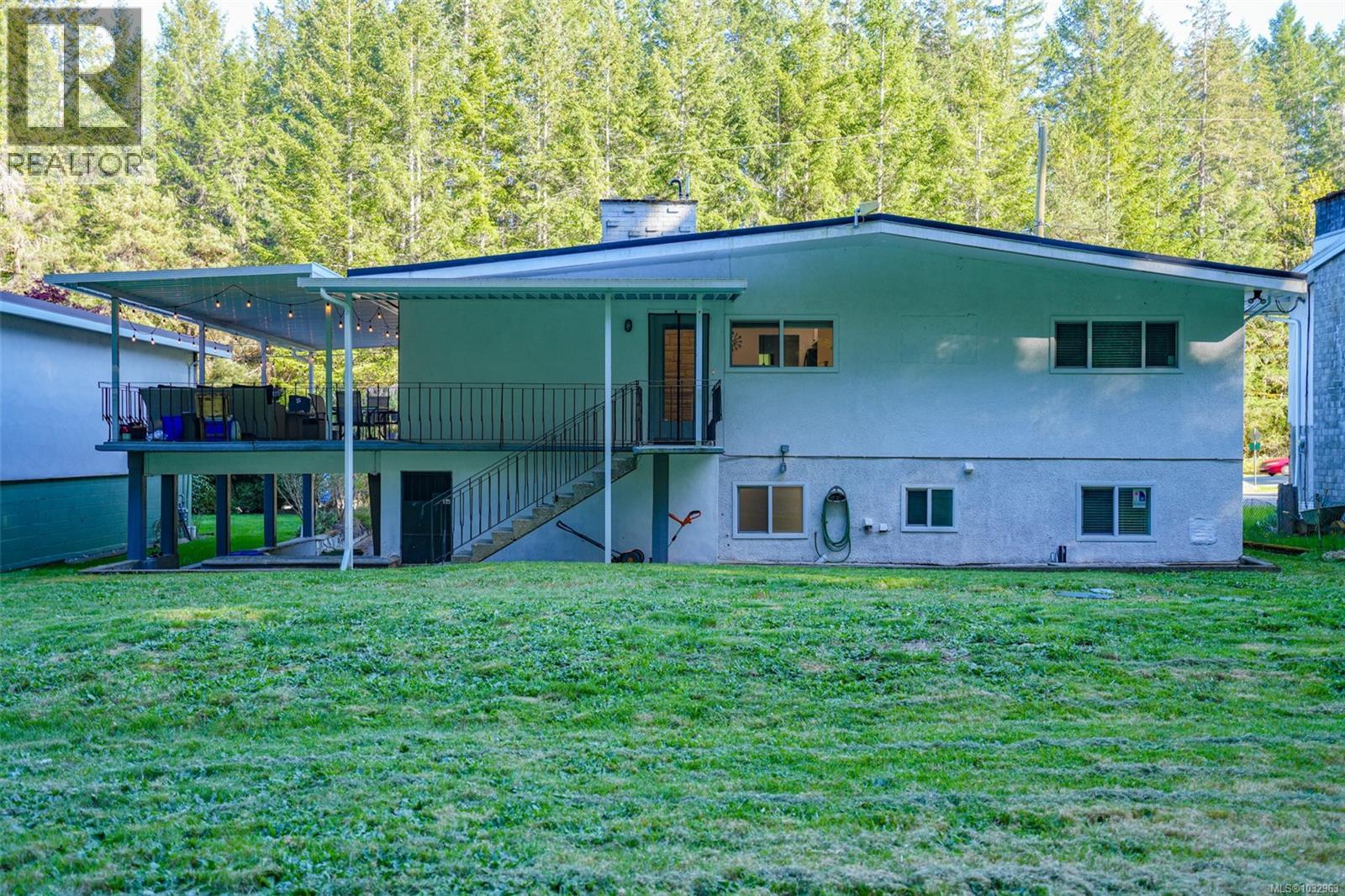 4658 Victoria Dr N - 39