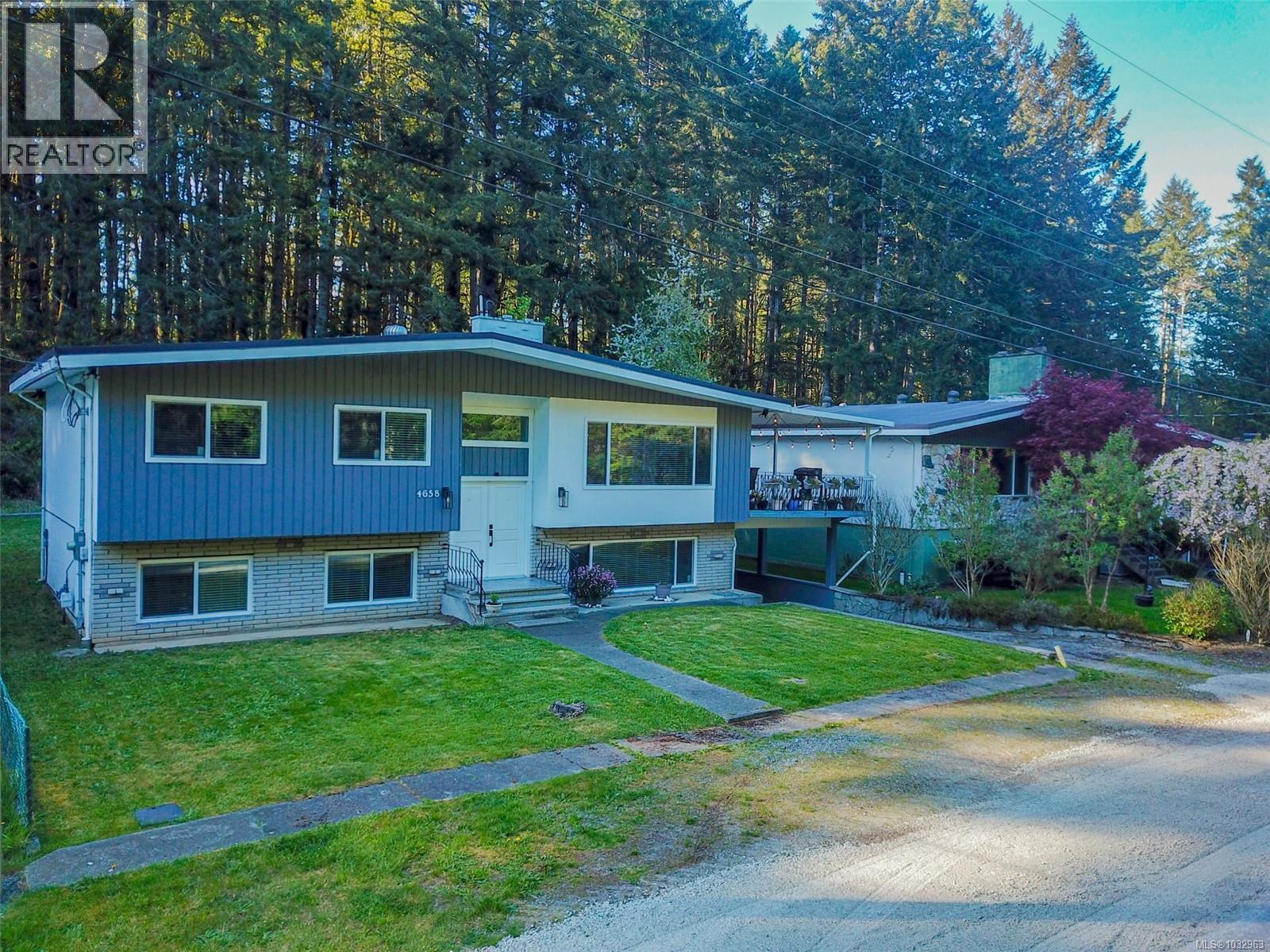 4658 Victoria Dr N - 58