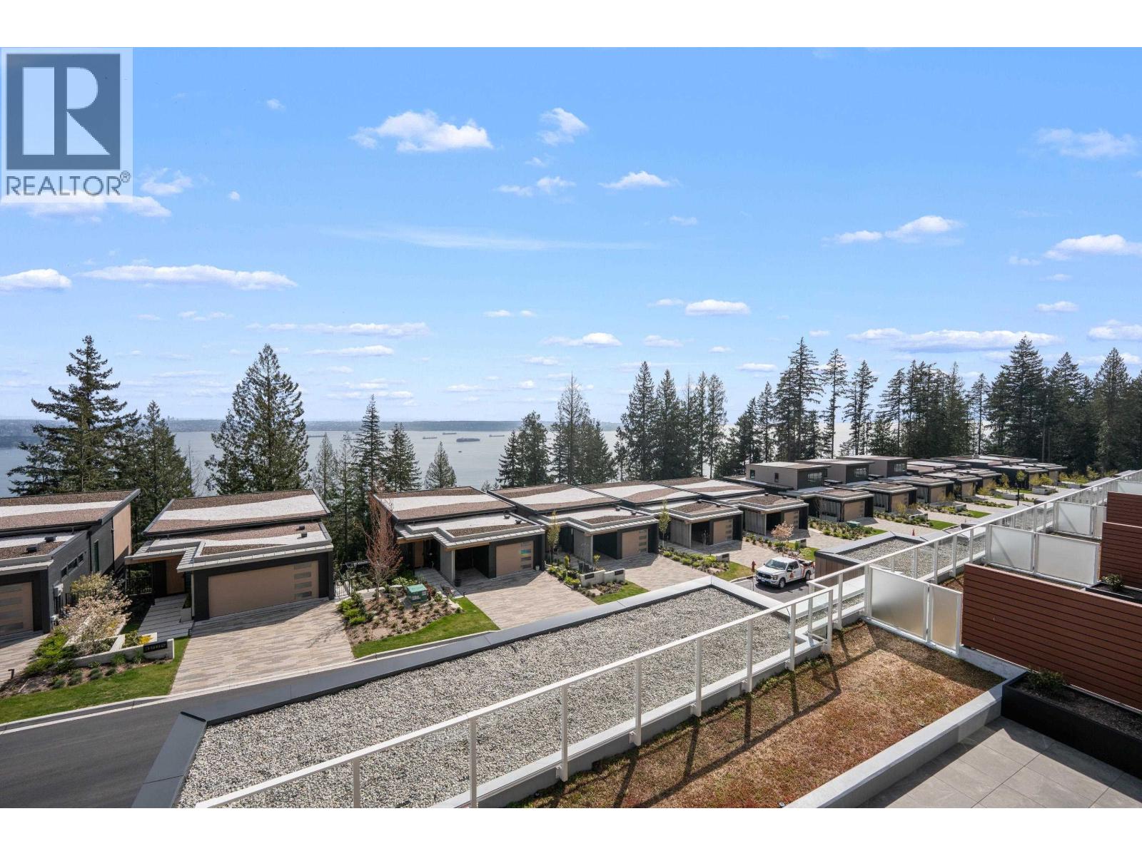 511/ 511A-3963 UPLANDS WAY, West Vancouver