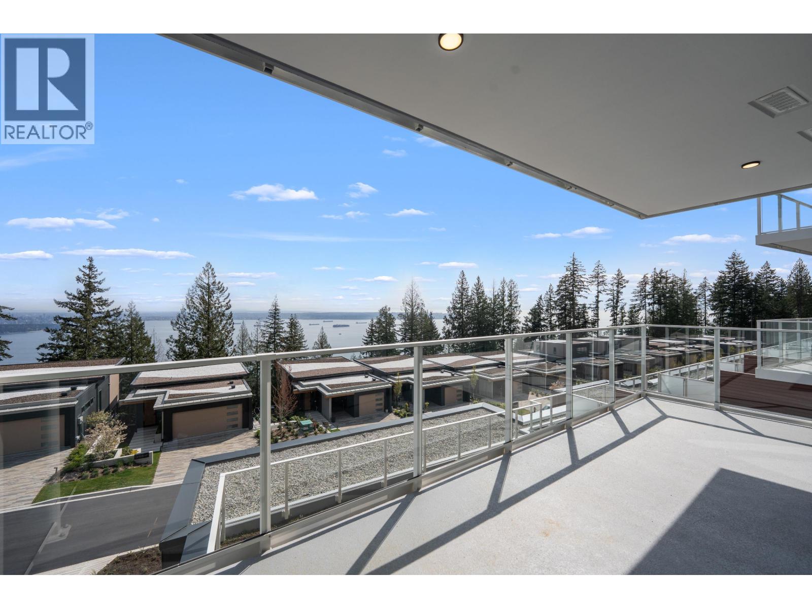 511/ 511A-3963 UPLANDS WAY, West Vancouver