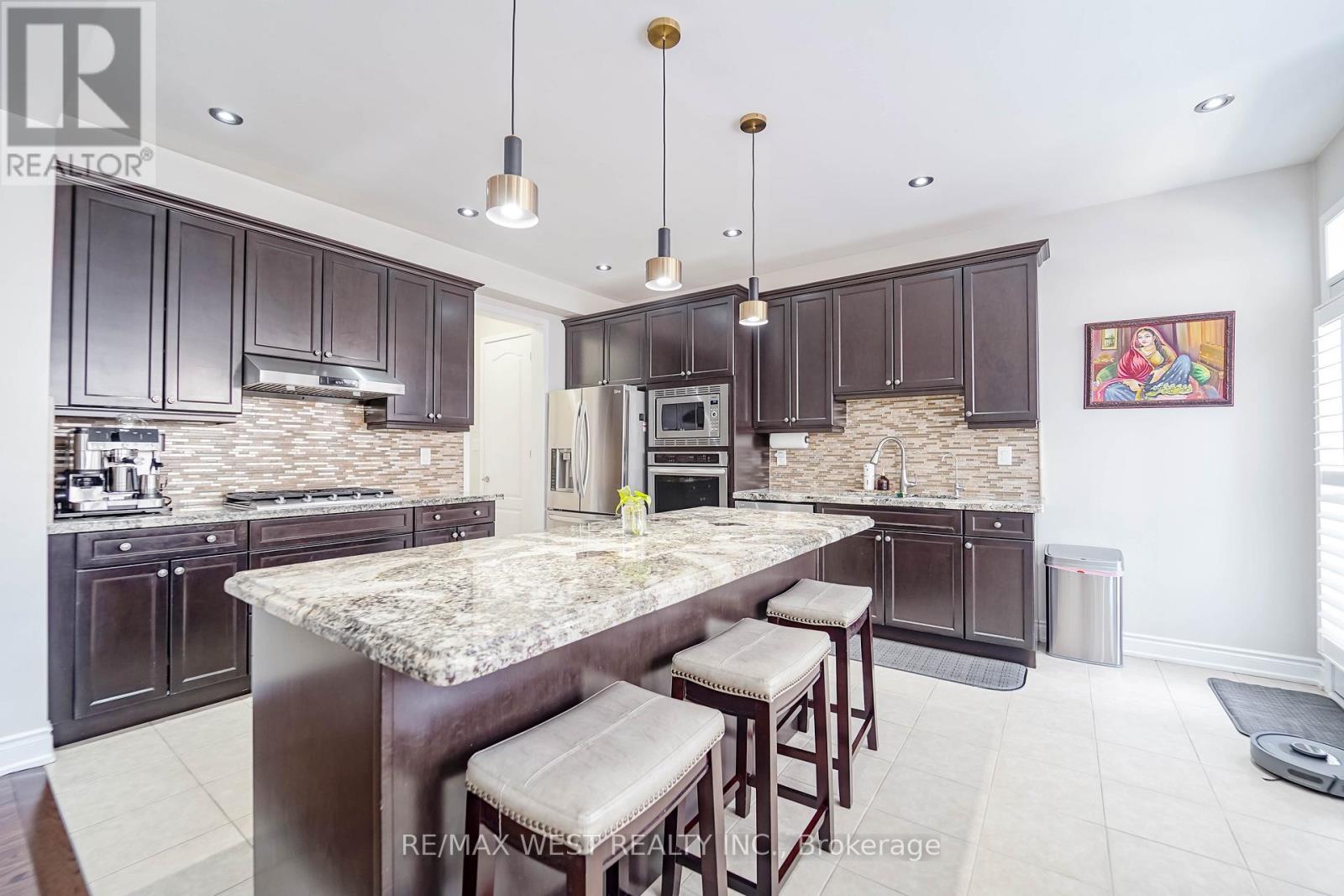7 ALDERSGATE DRIVE - photo 4
