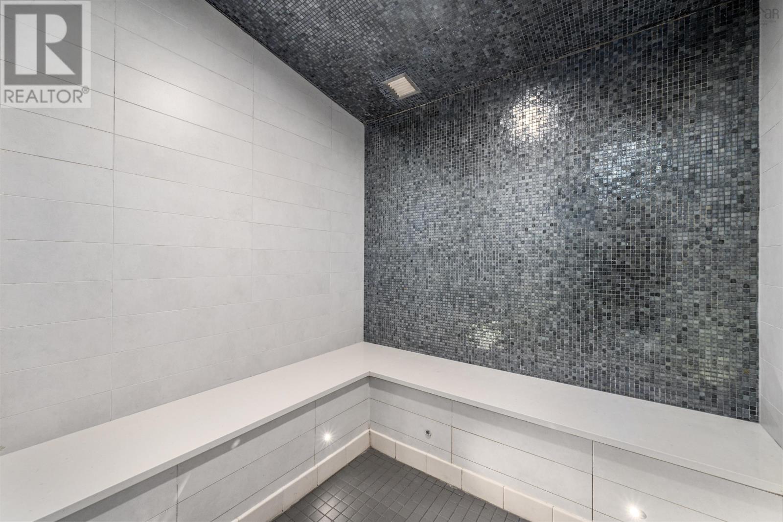 Property 29 of 35 of 1501 1650 Granville Street