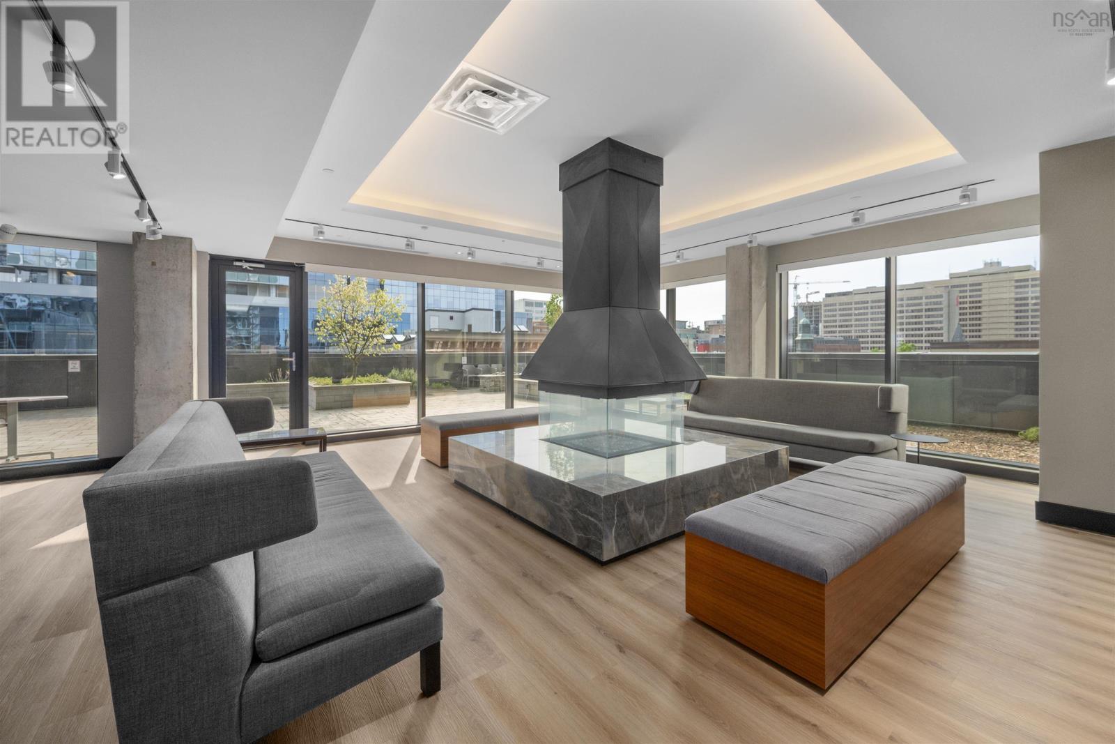 Property 34 of 35 of 1501 1650 Granville Street