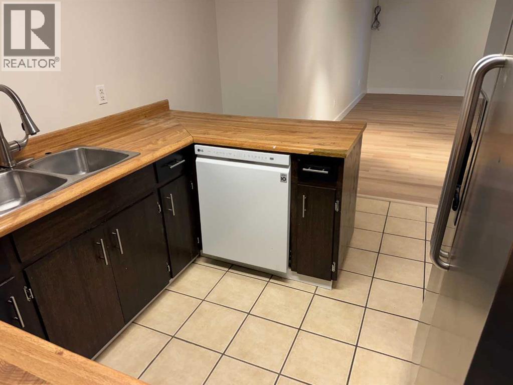 404 Acacia Drive SE - 21