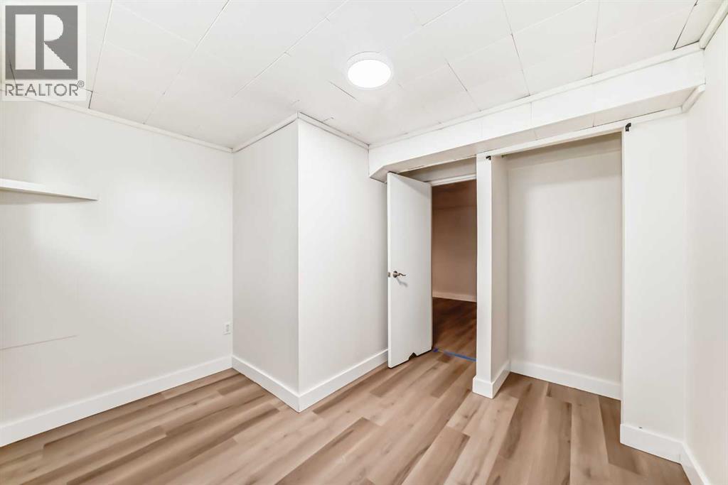 404 Acacia Drive SE - 28