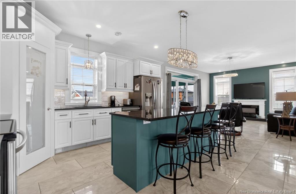 949 Elmwood Drive - Image 3