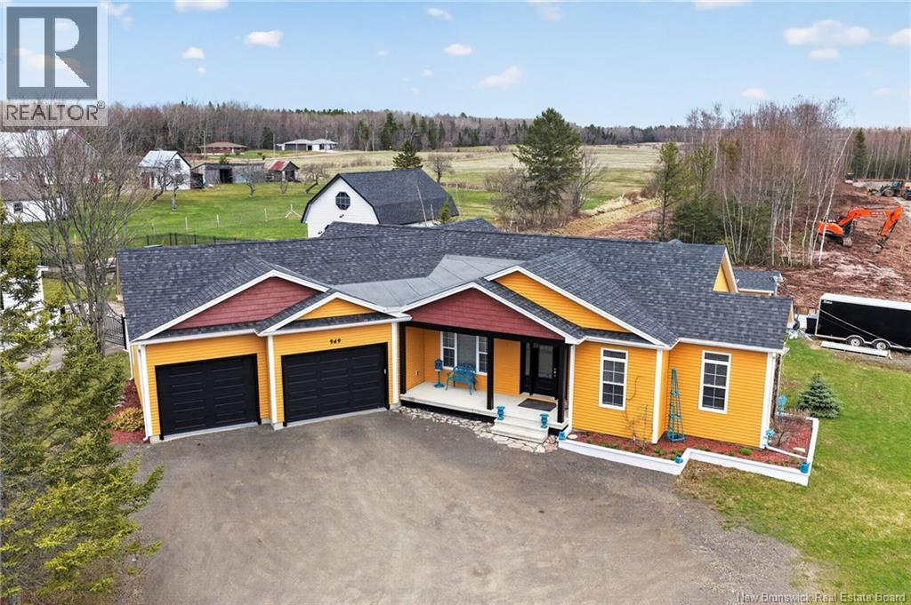 949 Elmwood Drive - 44