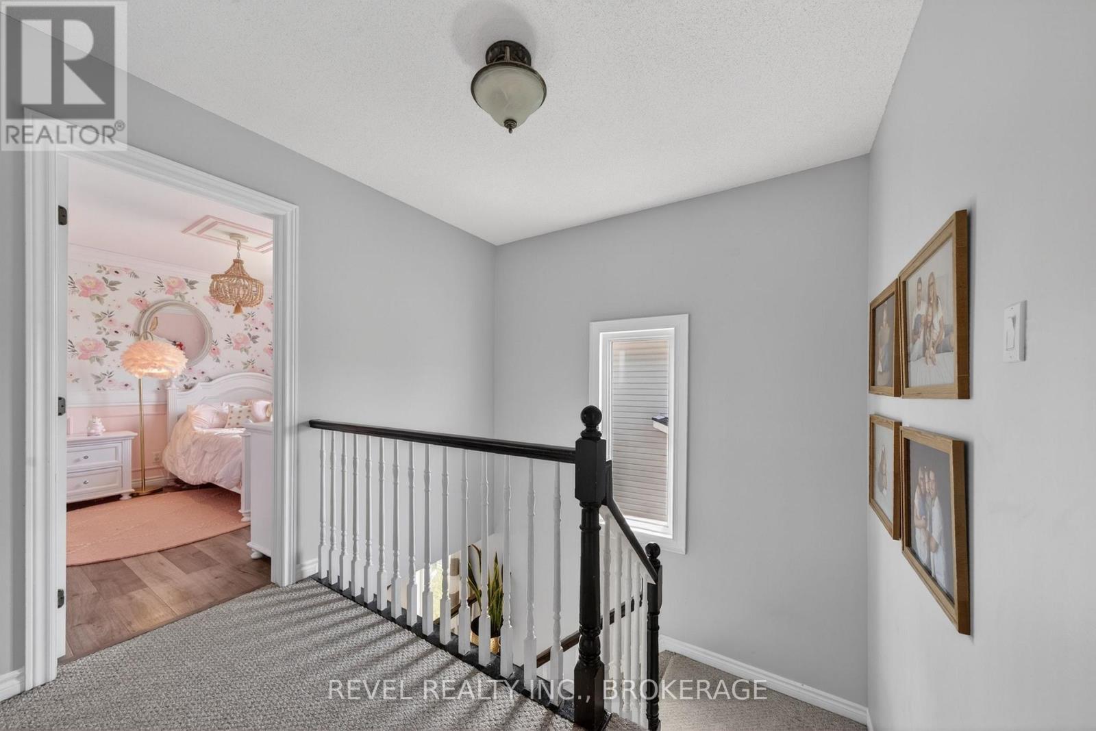 129 AMY LYNN DRIVE - 14