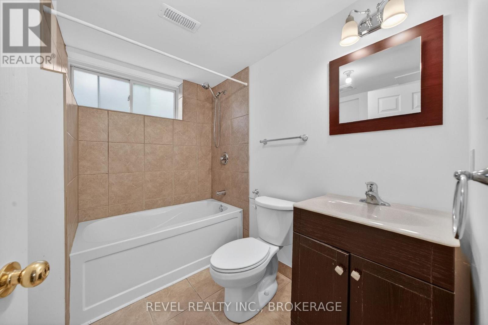 129 AMY LYNN DRIVE - 25