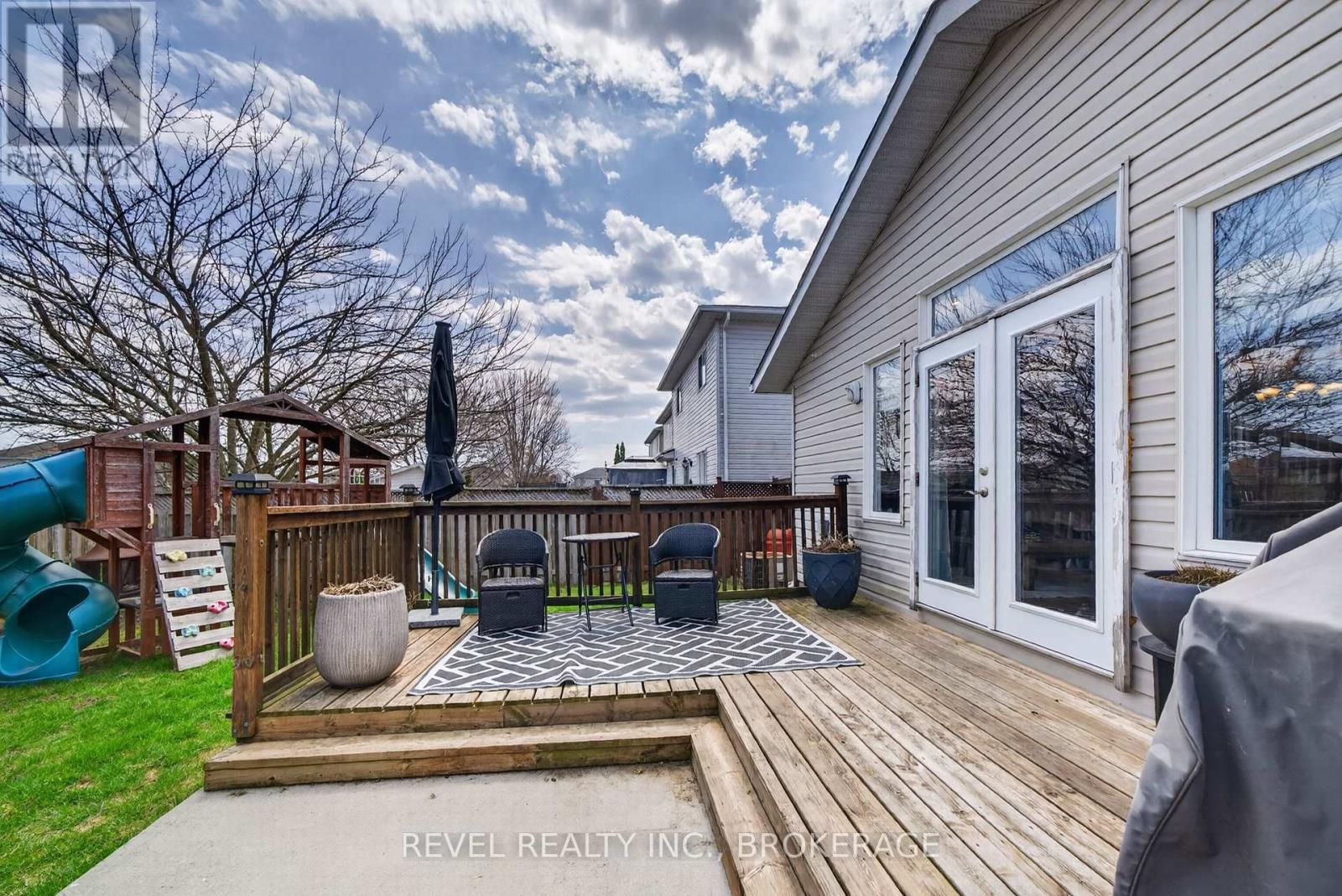 129 AMY LYNN DRIVE - 30