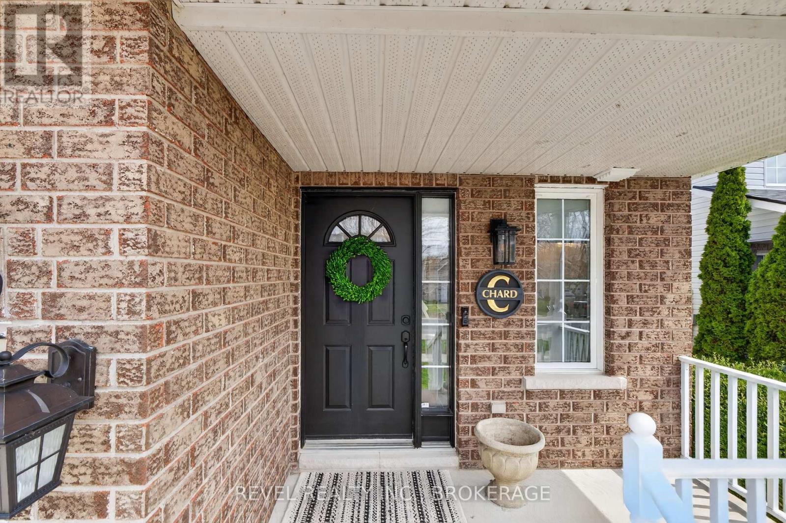 129 AMY LYNN DRIVE - 4