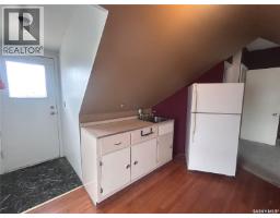 935 4th Street, Estevan, SK S4A0W2 Photo 35
