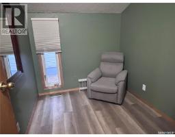935 4th Street, Estevan, SK S4A0W2 Photo 21