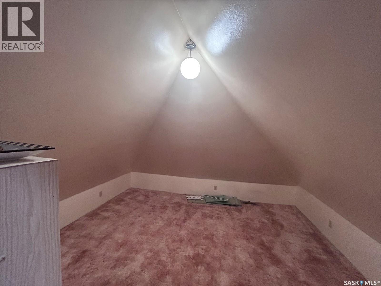 935 4th STREET - 24