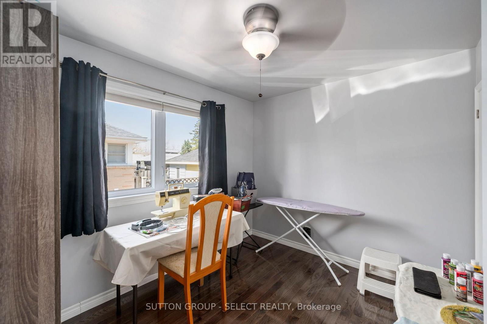 2 THORNE AVENUE - 19
