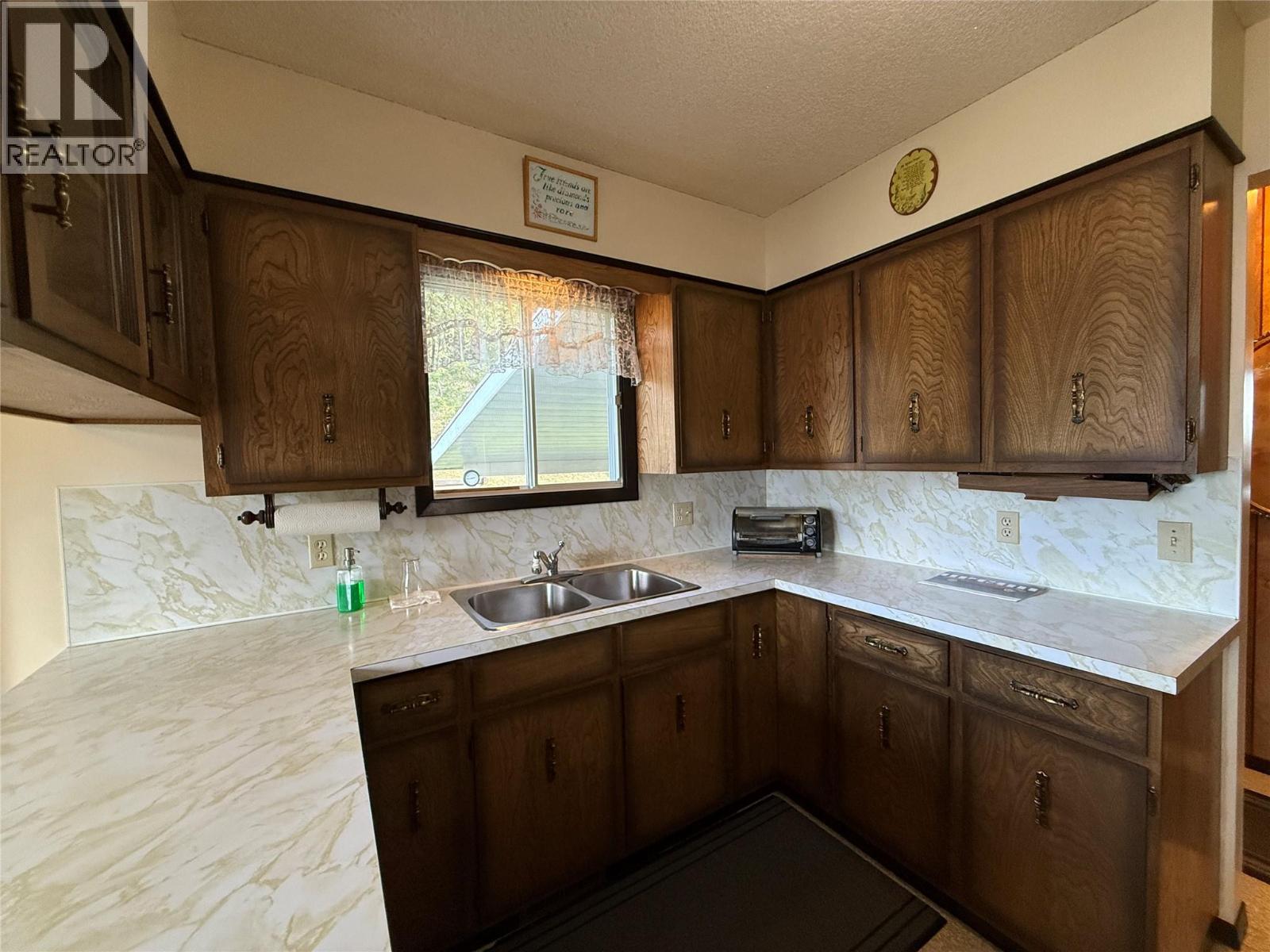 6915 Kimoff Road - 20