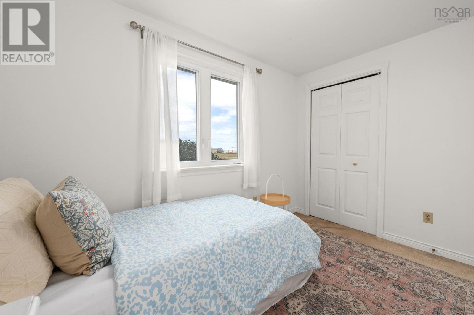 Property 25 of 50 of 789 Canard Street