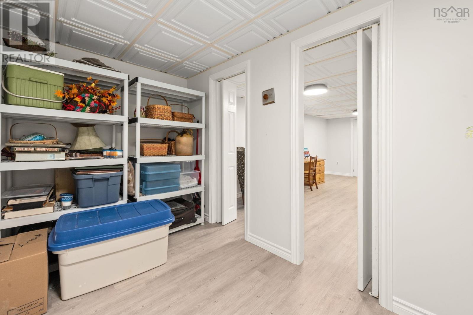 Property 37 of 50 of 789 Canard Street