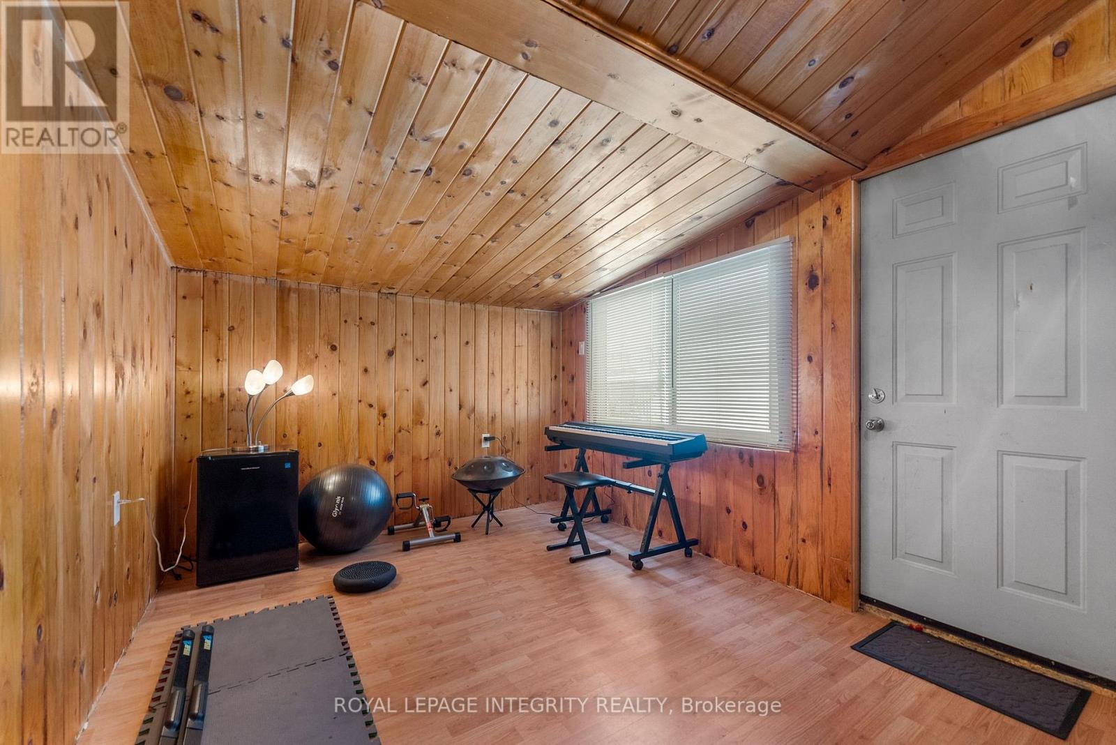 651 LORNE STREET W - 15