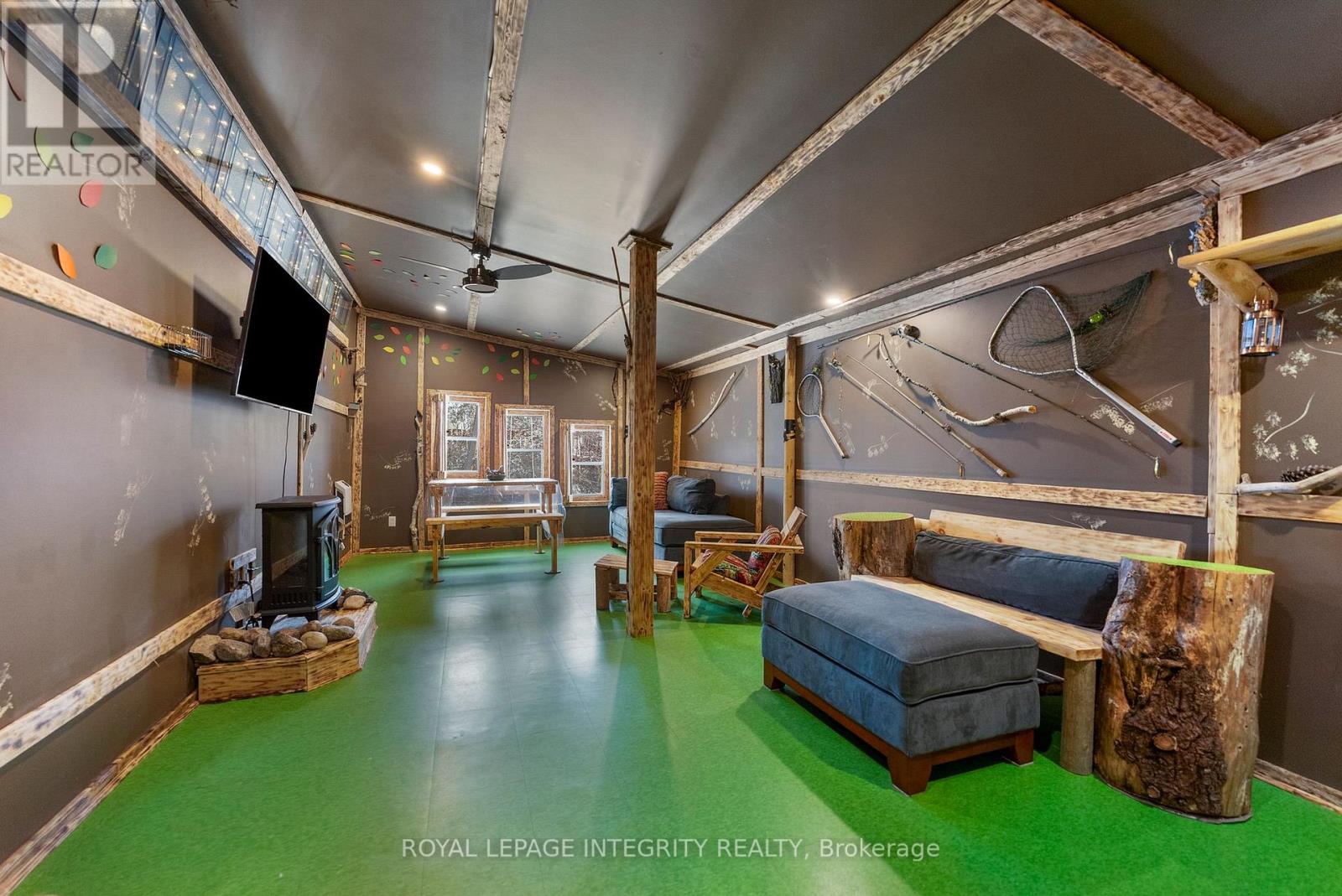 651 LORNE STREET W - 20