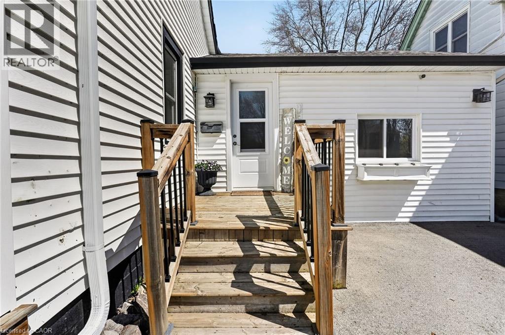 127 CROSS Street W, Dunnville, Ontario, N1A1N3 — Photo 5