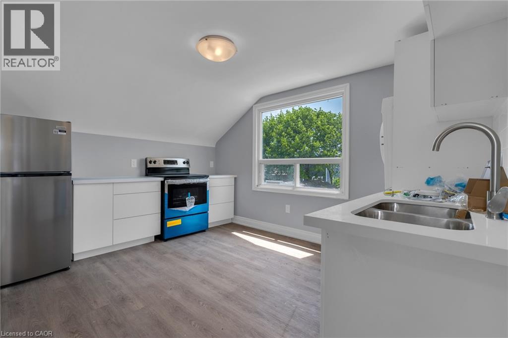 27 LASALLE Street - 21