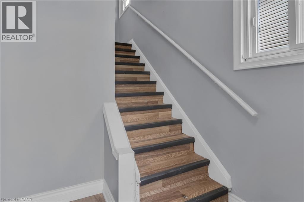 27 LASALLE Street - 23