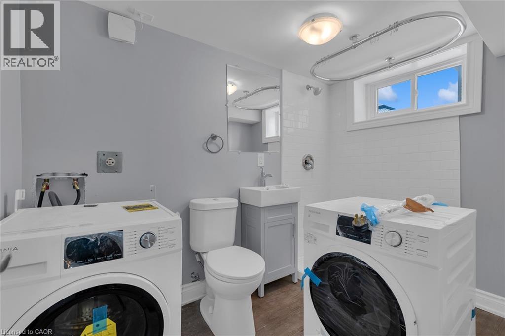 27 LASALLE Street - 24