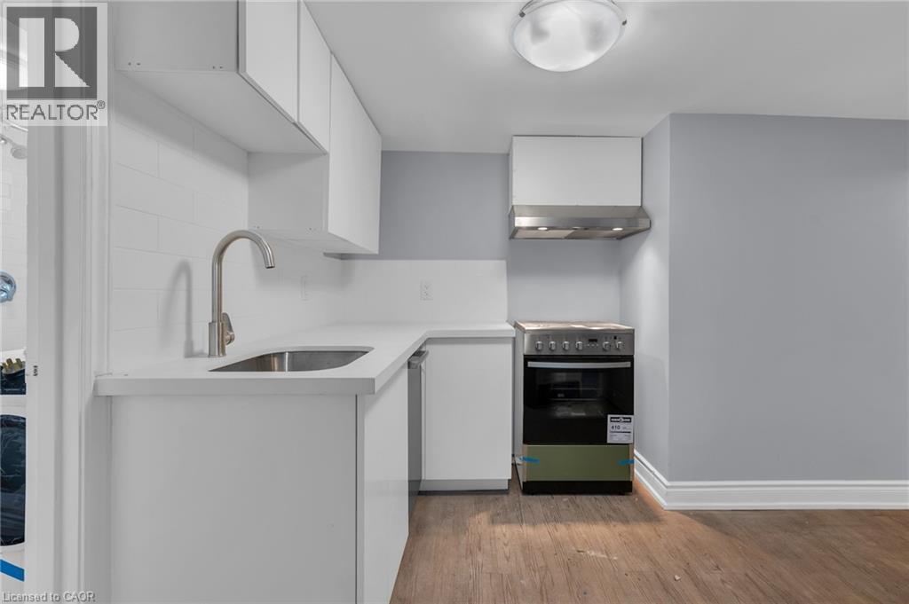 27 LASALLE Street - 25