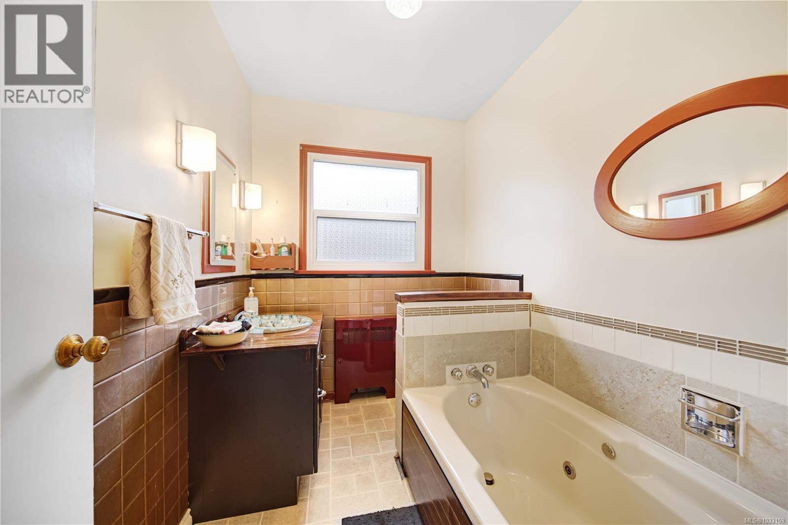 2955 6th Ave - 20