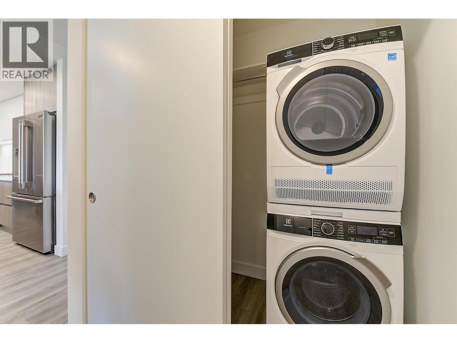 #208 2780 Olalla Road - 30