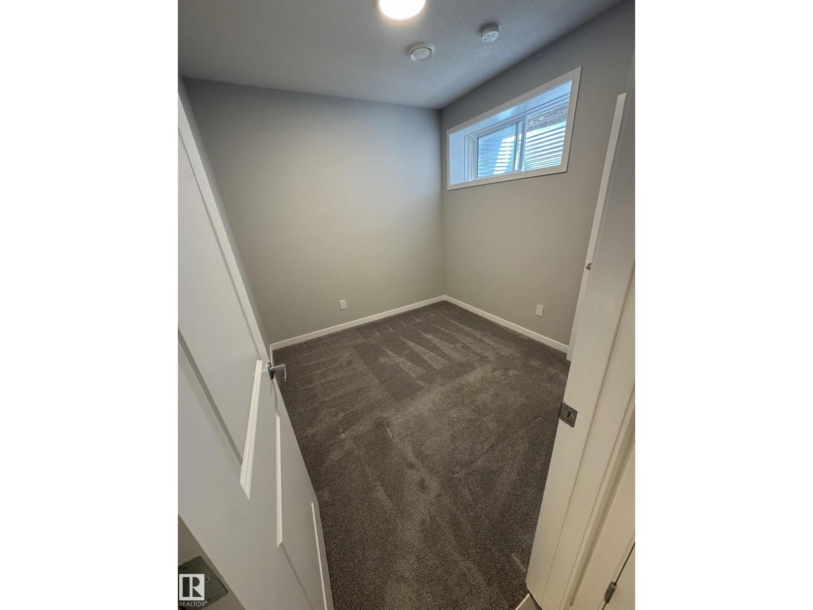 2514/2518 151a AV NW, Edmonton