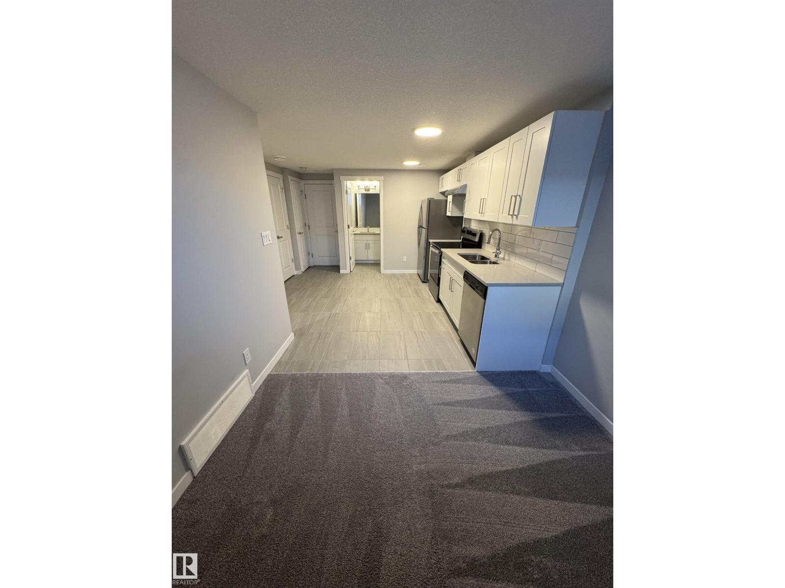 2514/2518 151a AV NW, Edmonton