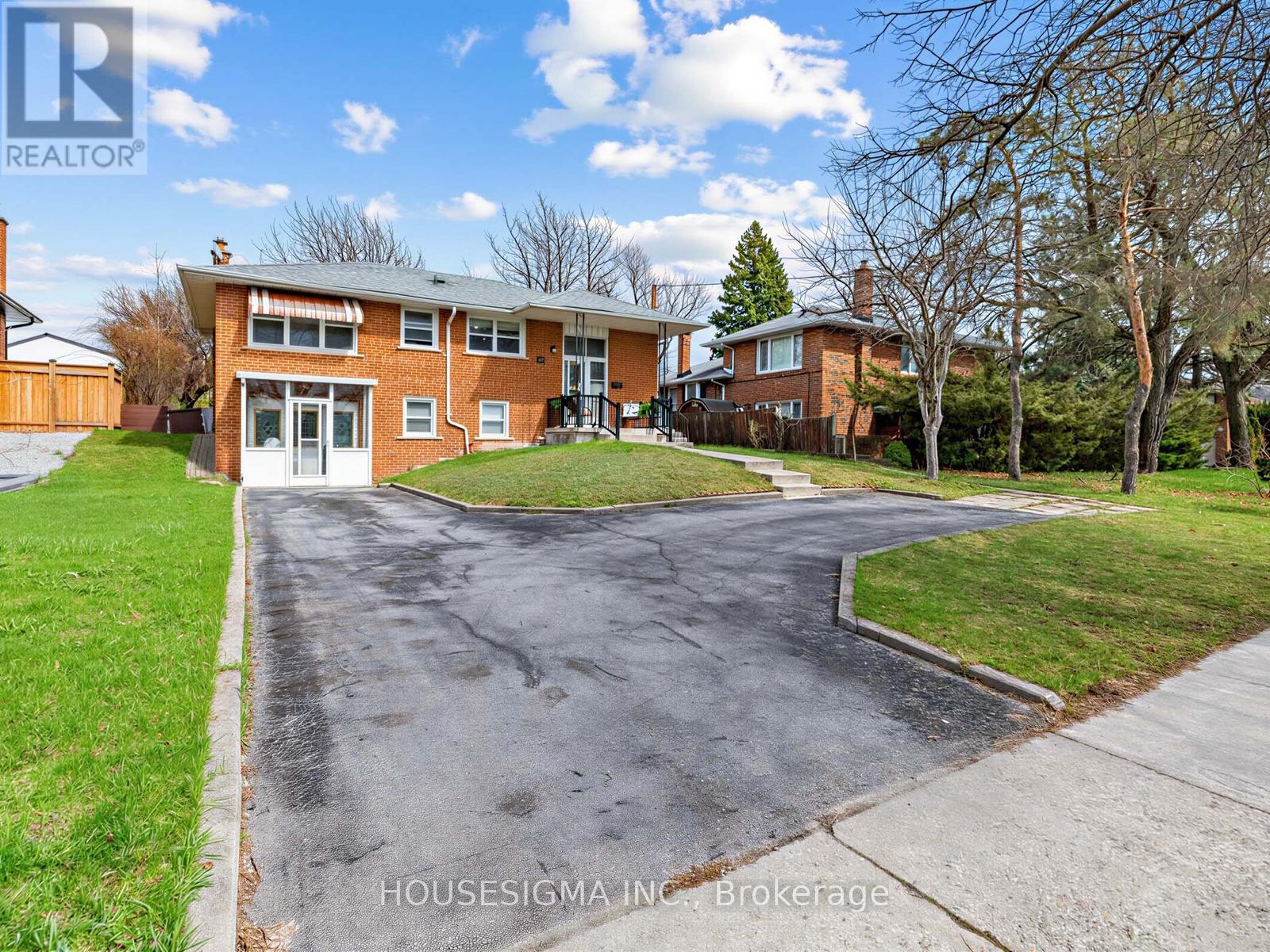 Listing photo of 169 SLOANE AVENUE