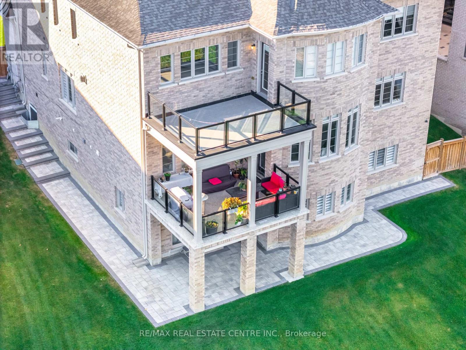 67 ROLLING GREEN COURT — photo 47