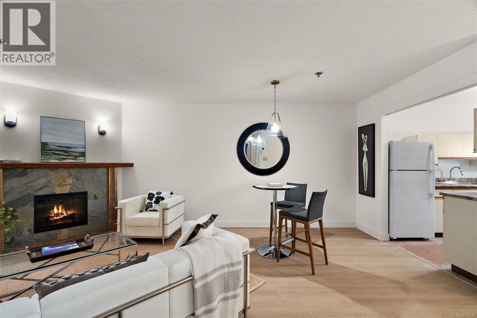 #103 420 Parry St - 10